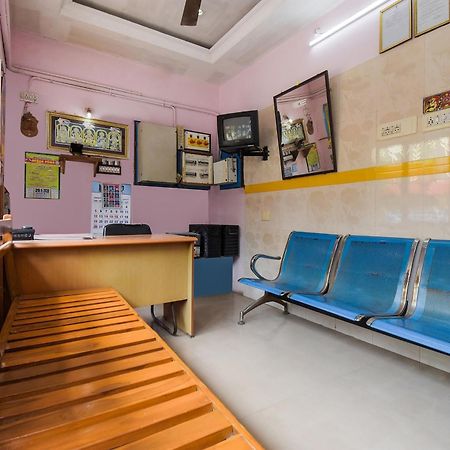Hotel O K.S.Lodge Tribhuvanam 외부 사진