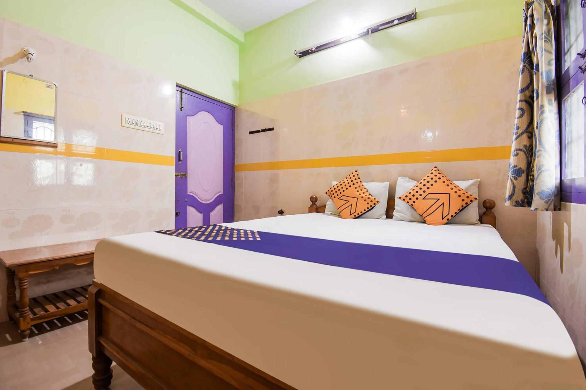 Hotel O K.S.Lodge Tribhuvanam 외부 사진