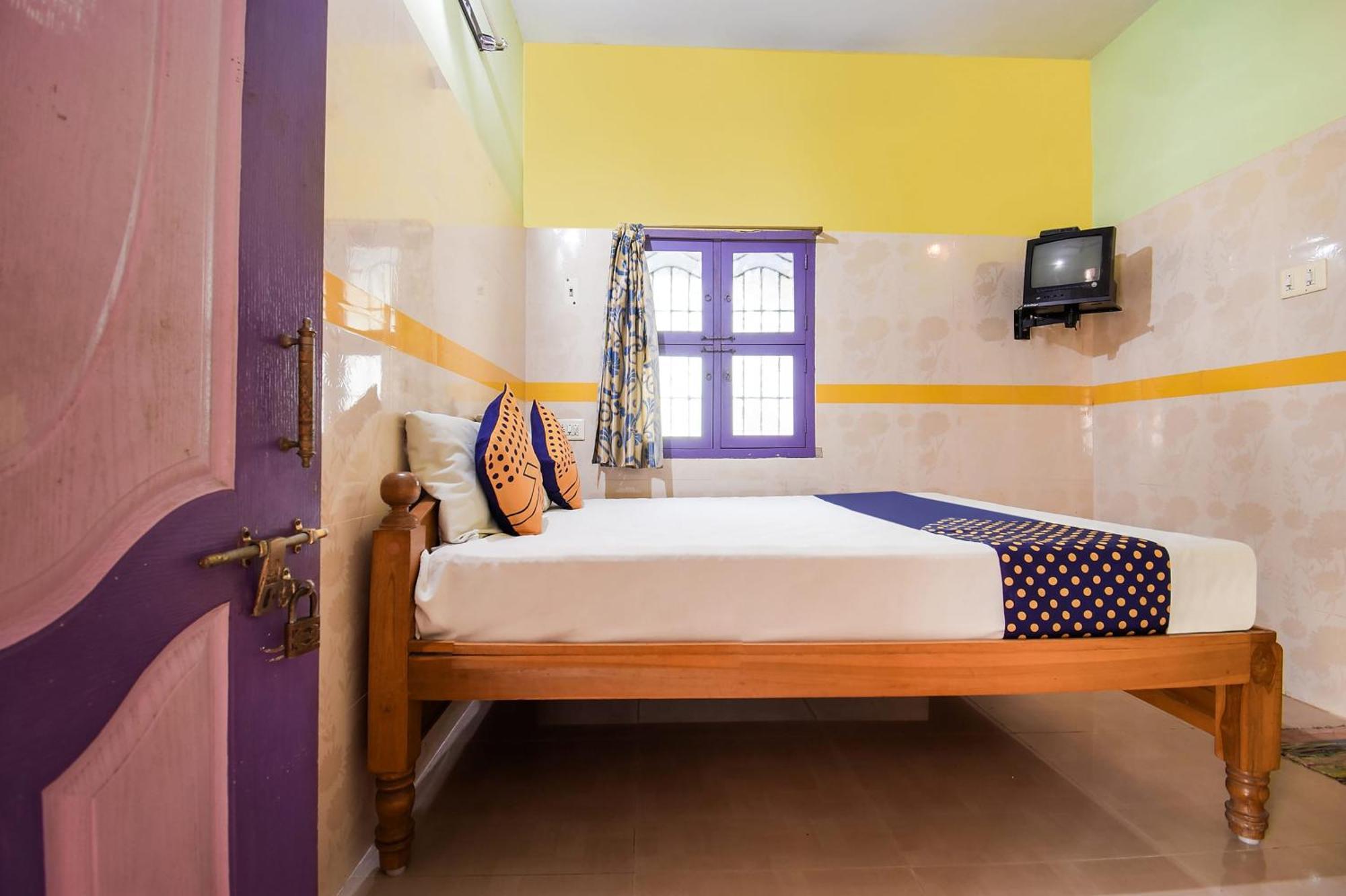 Hotel O K.S.Lodge Tribhuvanam 외부 사진