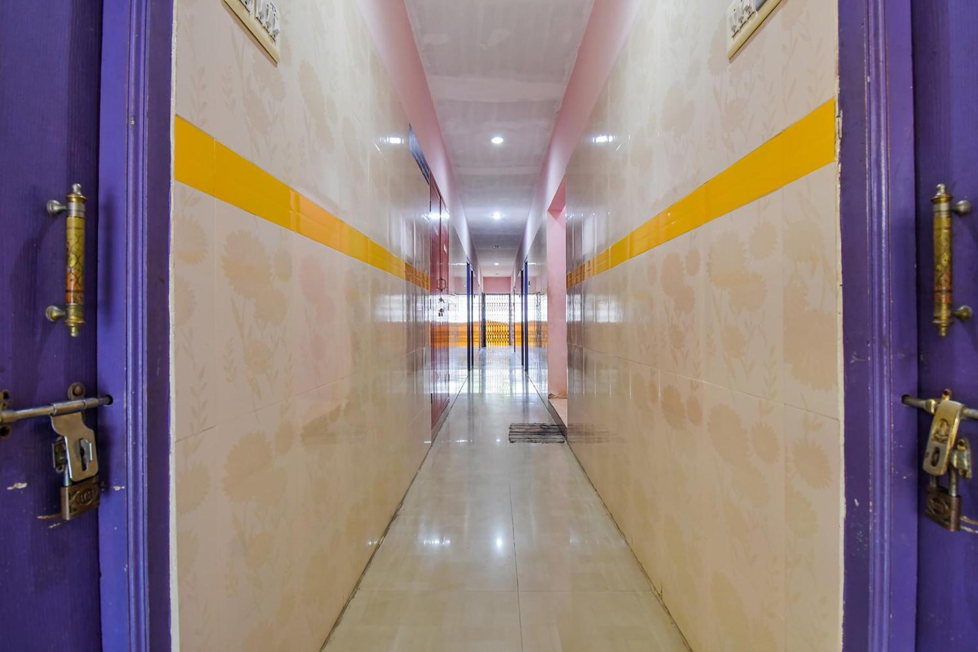 Hotel O K.S.Lodge Tribhuvanam 외부 사진